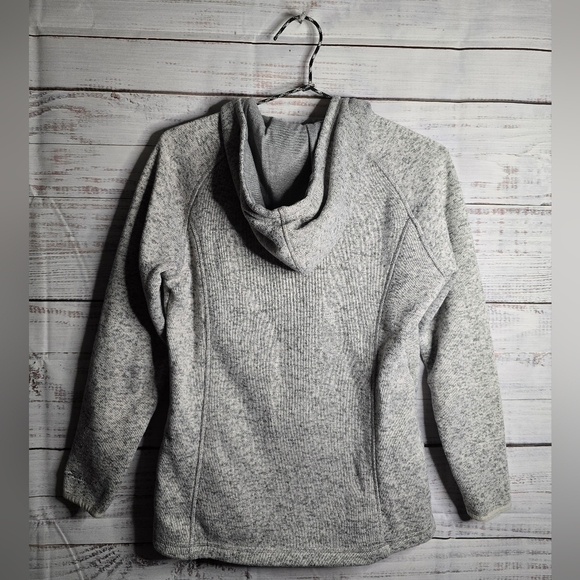 Legendary Whitetails Womens Gray Pullover Fleece Woth Pockets Size Small - Picture 2 of 6